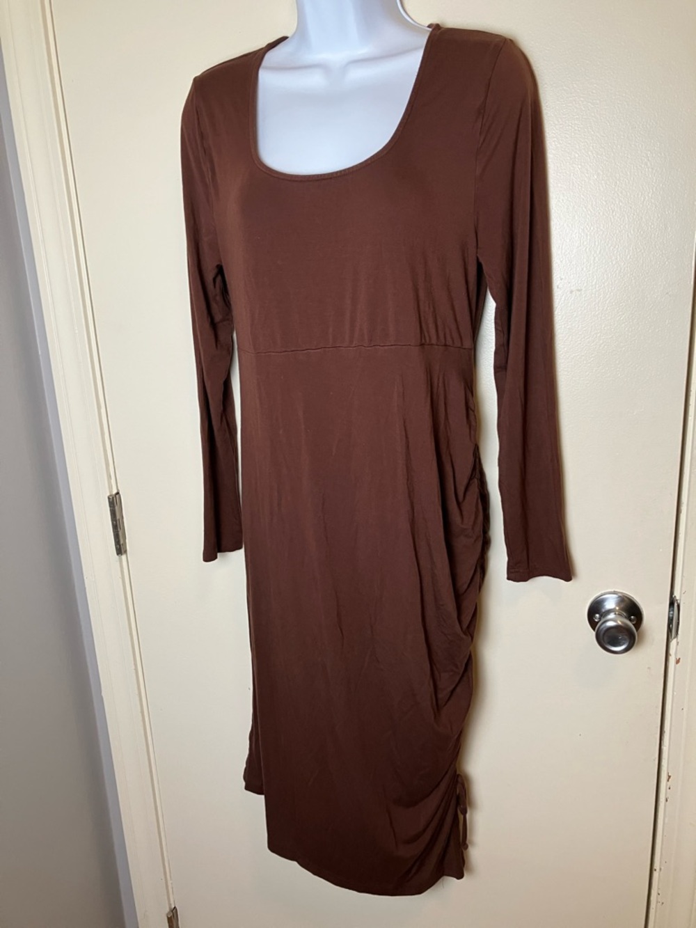 Isabel Maternity Brown Ruched Midi Dress Size Medium Long Sleeve Bodycon Dress